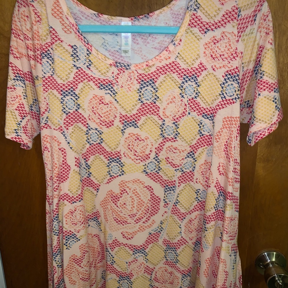 S LuLaRoe Perfect T